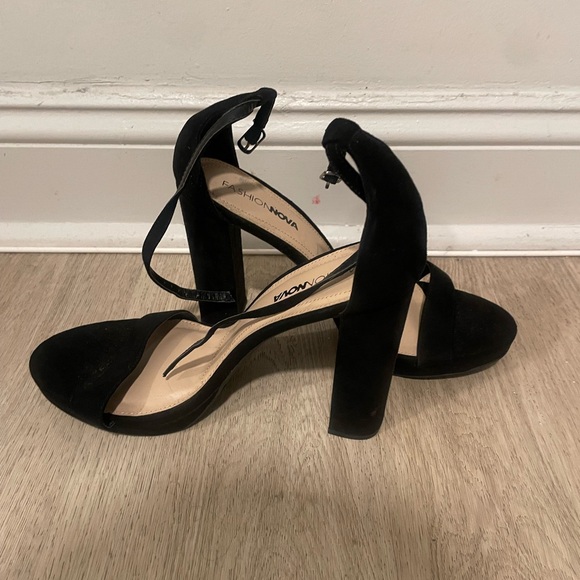 Fashionova heels - Picture 3 of 4